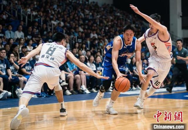 NBL季后赛：香港金牛队不敌安徽文一队 连输两场遭淘汰  第2张