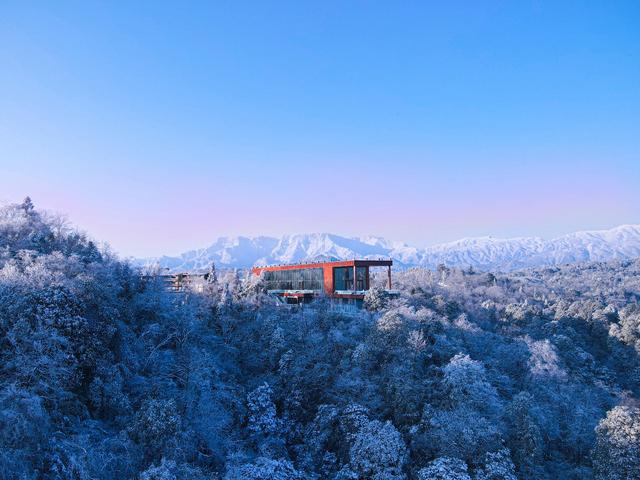 澳门精准的资料大全一肖一码_世外乡村·海子山国家森林康养基地，避暑胜地  第3张