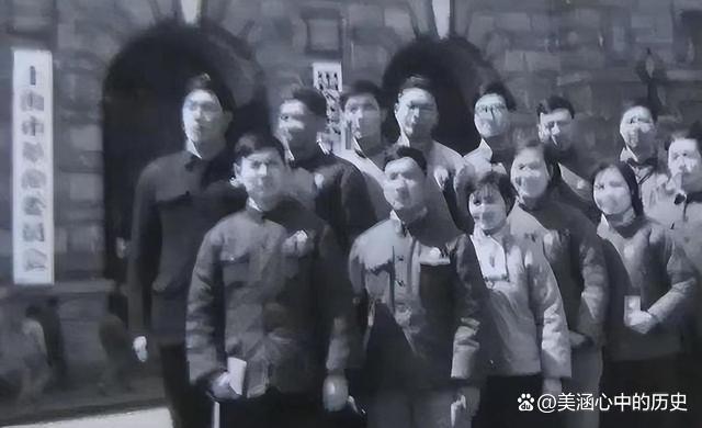 澳门一肖一码最新开奖结果,他曾担任公安部副部长，1984年被开除党籍，1994年赴美定居