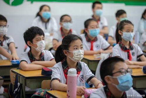 最准一肖一码100中奖_教育部通知，中小学将于1月1日起实行新规，为学生升学保驾护航  第5张