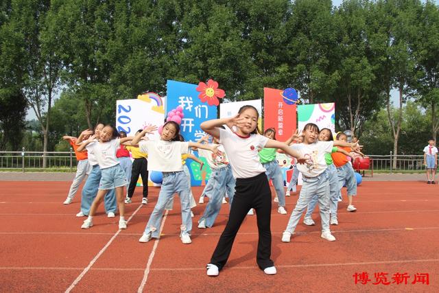 4777777最快开奖挂牌,时光恰好 初秋相见——9月1日淄博市中小学正式开学  第16张