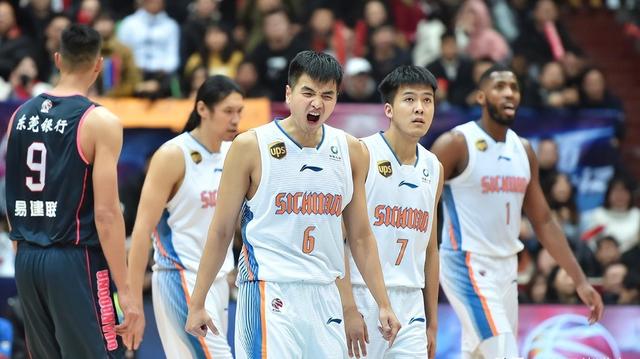 新奥彩2024年免费资料查询_山东双雄闪耀NBL，巩晓彬弃将12+焕发第2春，36岁老将9分令人敬佩