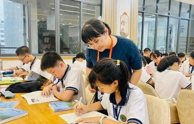 2024澳门精准正版资料63期_3月开始，中小学上课时间面临调整，官方提出新要求，家长犯了难  第4张