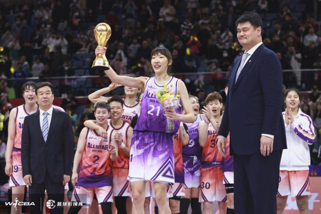 新澳精准资料大全,本赛季WCBA全明星赛落幕 韩旭上演扣篮并斩获MVP  第4张