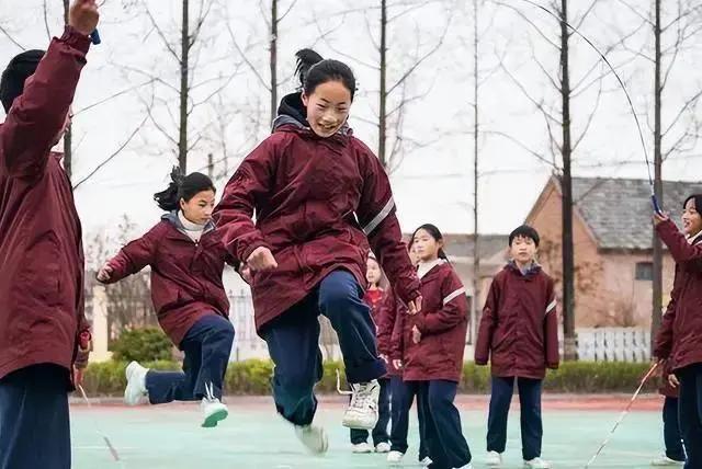 黄大仙三肖三码必中三肖,教育部已明确，中小学生课程将迎来新改革，预计2024年正式实施