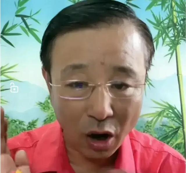 新澳门内部一码精准公开,相声界大事件！侯耀文大弟子贾仑直播间惊现文字辈大师姐马贵荣