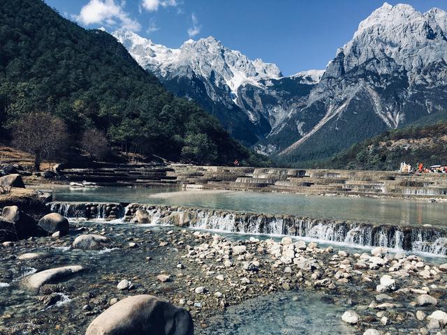 一白小姐一一肖必中特,本地报旅游团旅游云南，云南游玩五天4晚景点攻略推荐