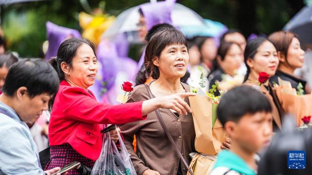 香港最新正版四不像_全国部分地区高考结束  第5张