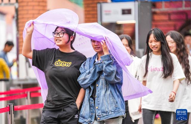 香港最新正版四不像_全国部分地区高考结束  第3张