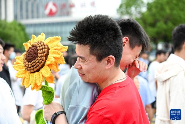 香港最新正版四不像_全国部分地区高考结束  第7张