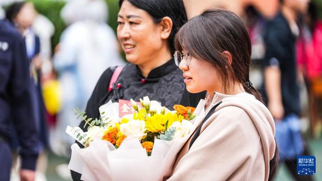 香港最新正版四不像_全国部分地区高考结束