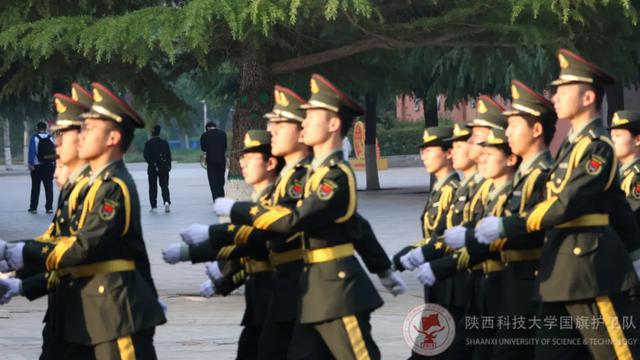 626969澳彩资料2024年_高考倒计时30天！@高三学子：提前解锁你的大学生活！  第3张