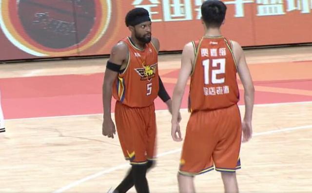 2024澳门天天开好彩大全46,天津队迎得分利器！NBL砍分高手拉维特加盟，张庆鹏冲击季后赛！