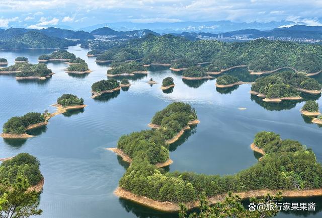 新澳2024年最新版资料_浙江杭州千岛湖风景区旅游攻略，海陆空玩法来了，一起来看看吧！