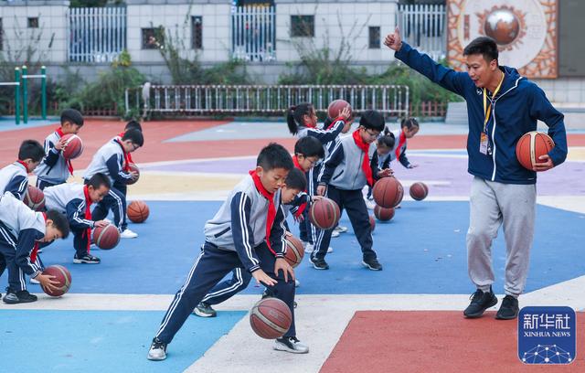 管家一肖一码资料大全_浙江湖州：多举措保障中小学“课间十分钟”