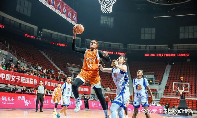 2024澳门码今晚开奖号码_俩外援主导WCBA，内蒙古女篮83比82险胜上海女篮，登顶联盟第一