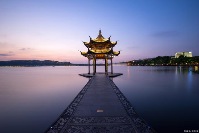 澳门一肖一码一必中一肖精华区,中国最适合旅游的十大城市，每年带我去一个，可好？  第2张