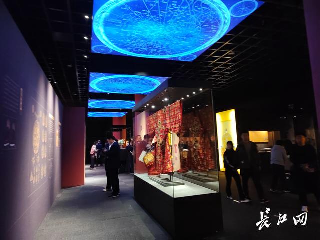 澳门正版资料大全资料,“惟日与月——明万历文物专题展”武博开展  第11张