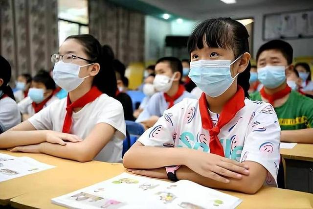 澳门码资料版本大全_中小学的“好消息”，可能会在今年“全面落实”？老师却坐不住了  第3张