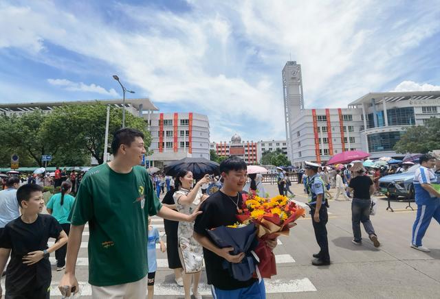 2024年新澳门开码结果_2024年高考落幕：崭新开始 无限可能  第2张